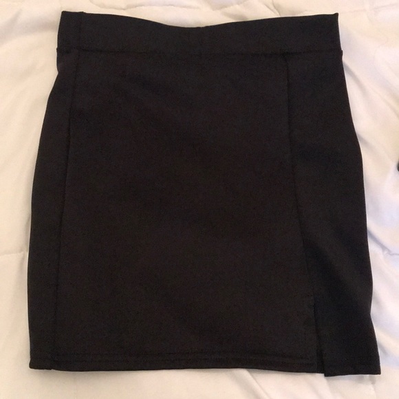 BUNDLE: missguided pencil skirts - Picture 2 of 7